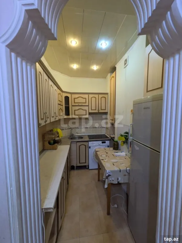 Kirayə verilir 3 otaqlı yeni tikili 75 m²