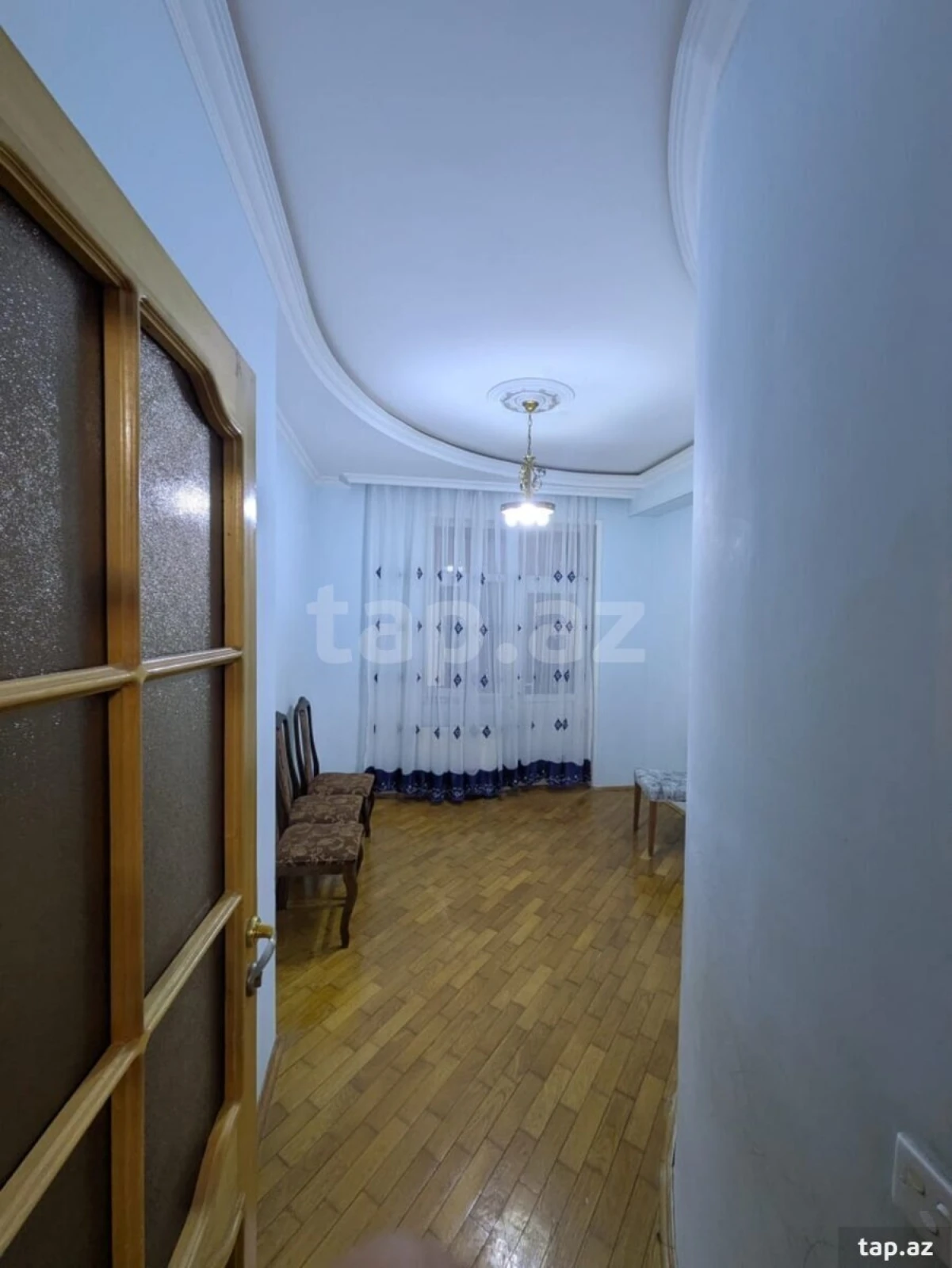 Kirayə verilir 3 otaqlı yeni tikili 75 m²