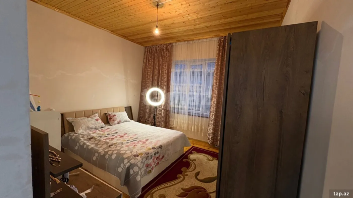 Satılır 3 otaqlı həyət evi