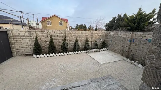 Satılır 3 otaqlı həyət evi