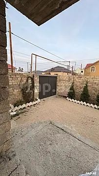 Satılır 3 otaqlı həyət evi