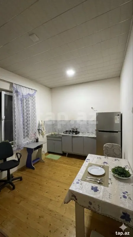 Satılır 3 otaqlı həyət evi