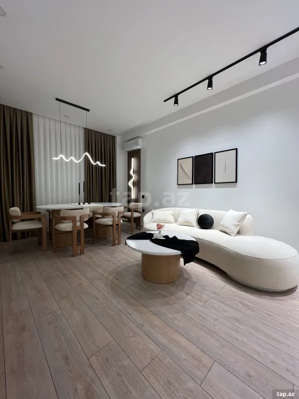 Kirayə verilir 3 otaqlı yeni tikili 110 m²