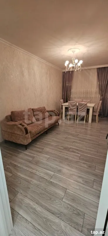Kirayə verilir 2 otaqlı yeni tikili 70 m²