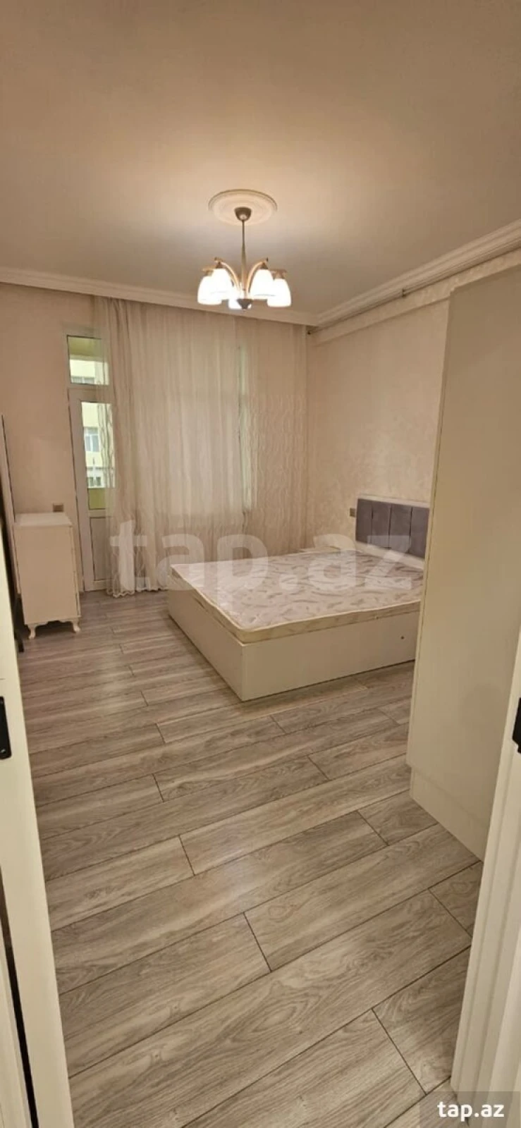 Kirayə verilir 2 otaqlı yeni tikili 70 m²