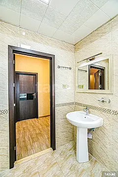 Kirayə verilir 2 otaqlı yeni tikili 80 m²