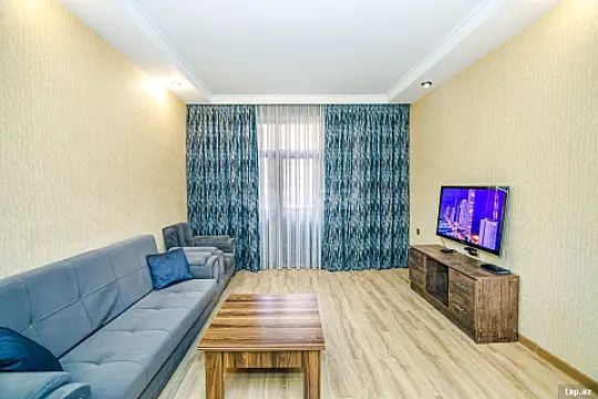 Kirayə verilir 2 otaqlı yeni tikili 80 m²