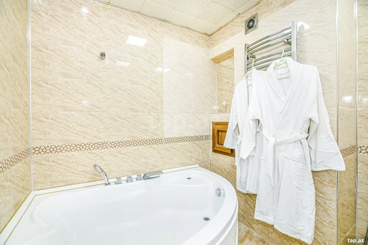 Kirayə verilir 2 otaqlı yeni tikili 80 m²