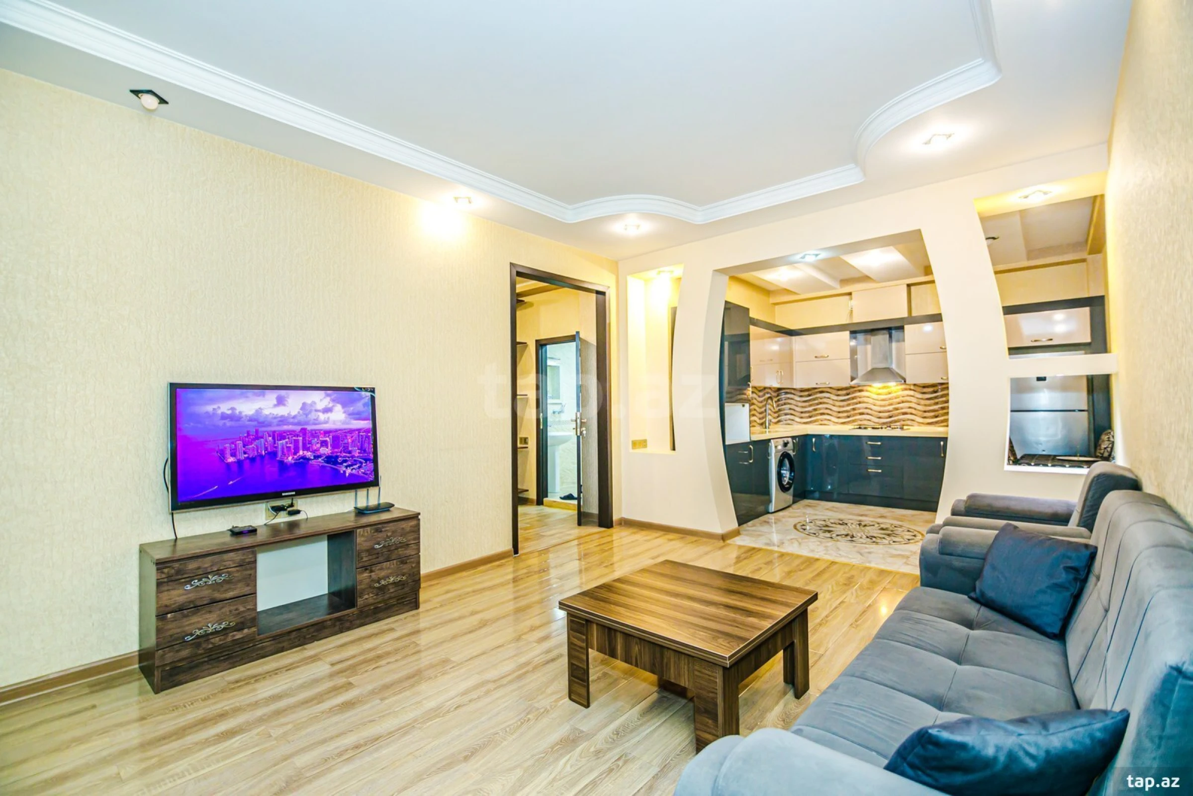Kirayə verilir 2 otaqlı yeni tikili 80 m²