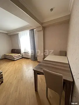 Kirayə verilir 2 otaqlı yeni tikili 100 m²