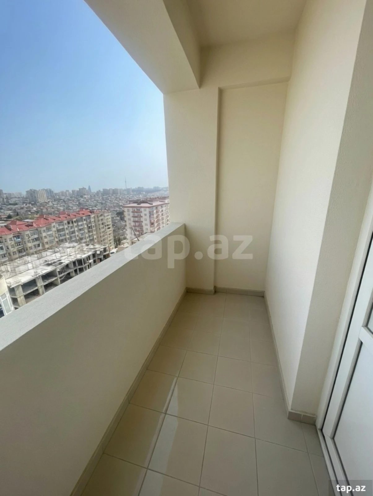 Kirayə verilir 2 otaqlı yeni tikili 100 m²