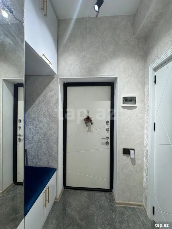 Satılır 3 otaqlı yeni tikili 65 m²