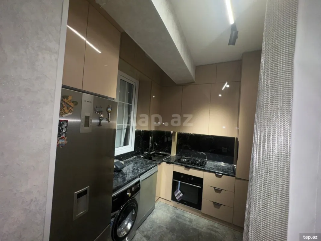 Satılır 3 otaqlı yeni tikili 65 m²