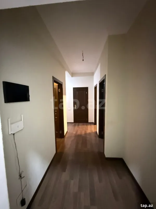 Kirayə verilir 3 otaqlı yeni tikili 77 m²