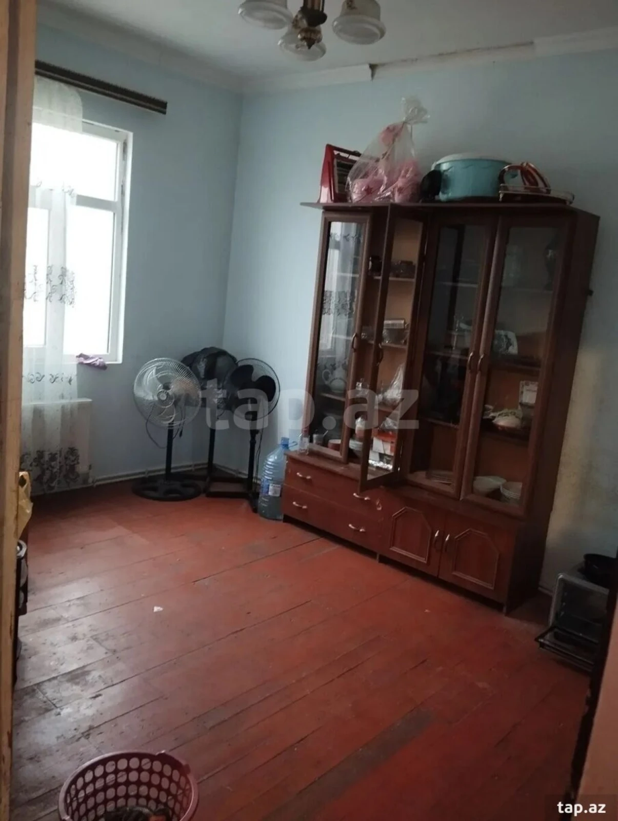 Satılır 5 otaqlı həyət evi