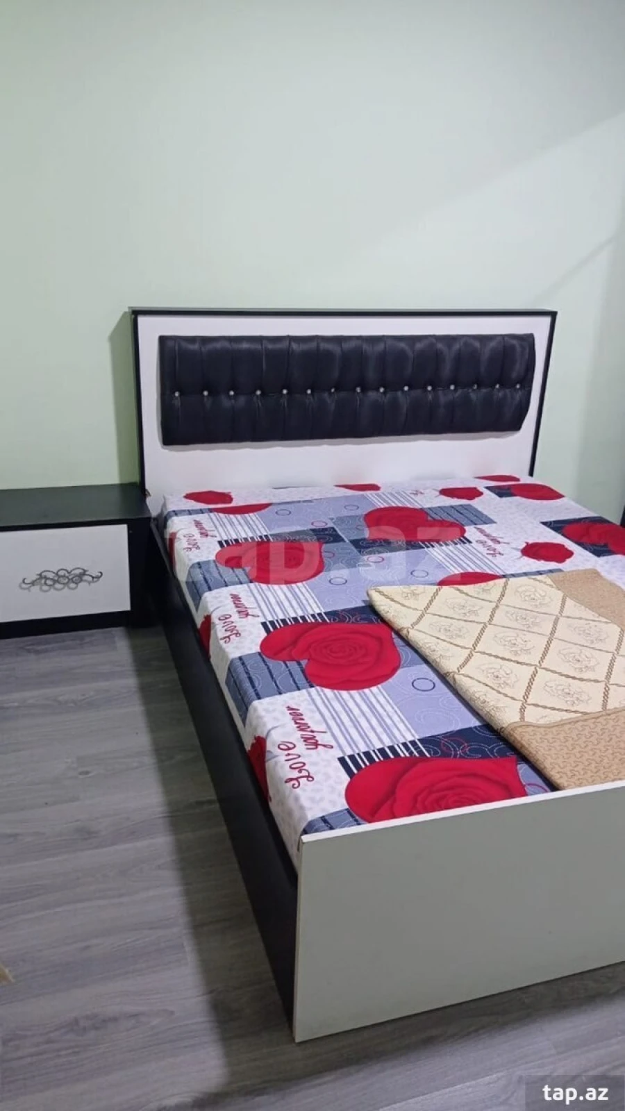 Kirayə verilir 3 otaqlı həyət evi