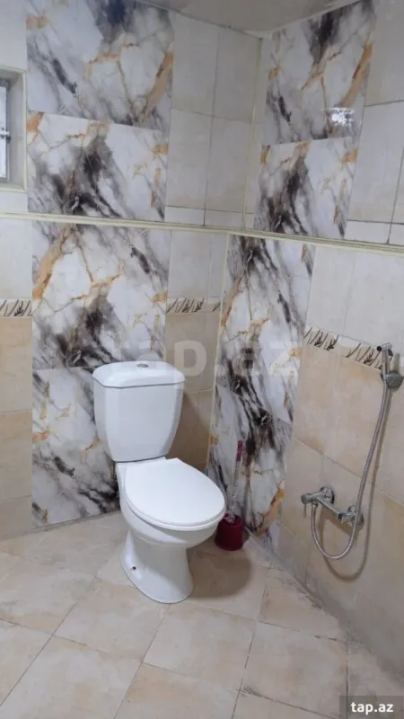 Kirayə verilir 3 otaqlı həyət evi