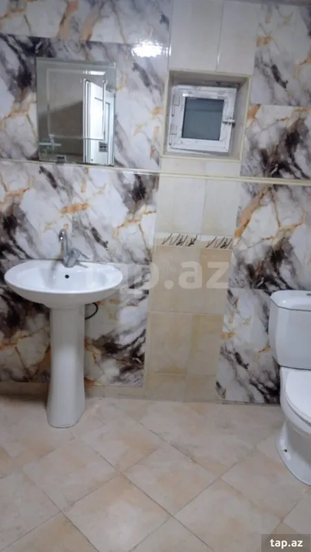 Kirayə verilir 3 otaqlı həyət evi