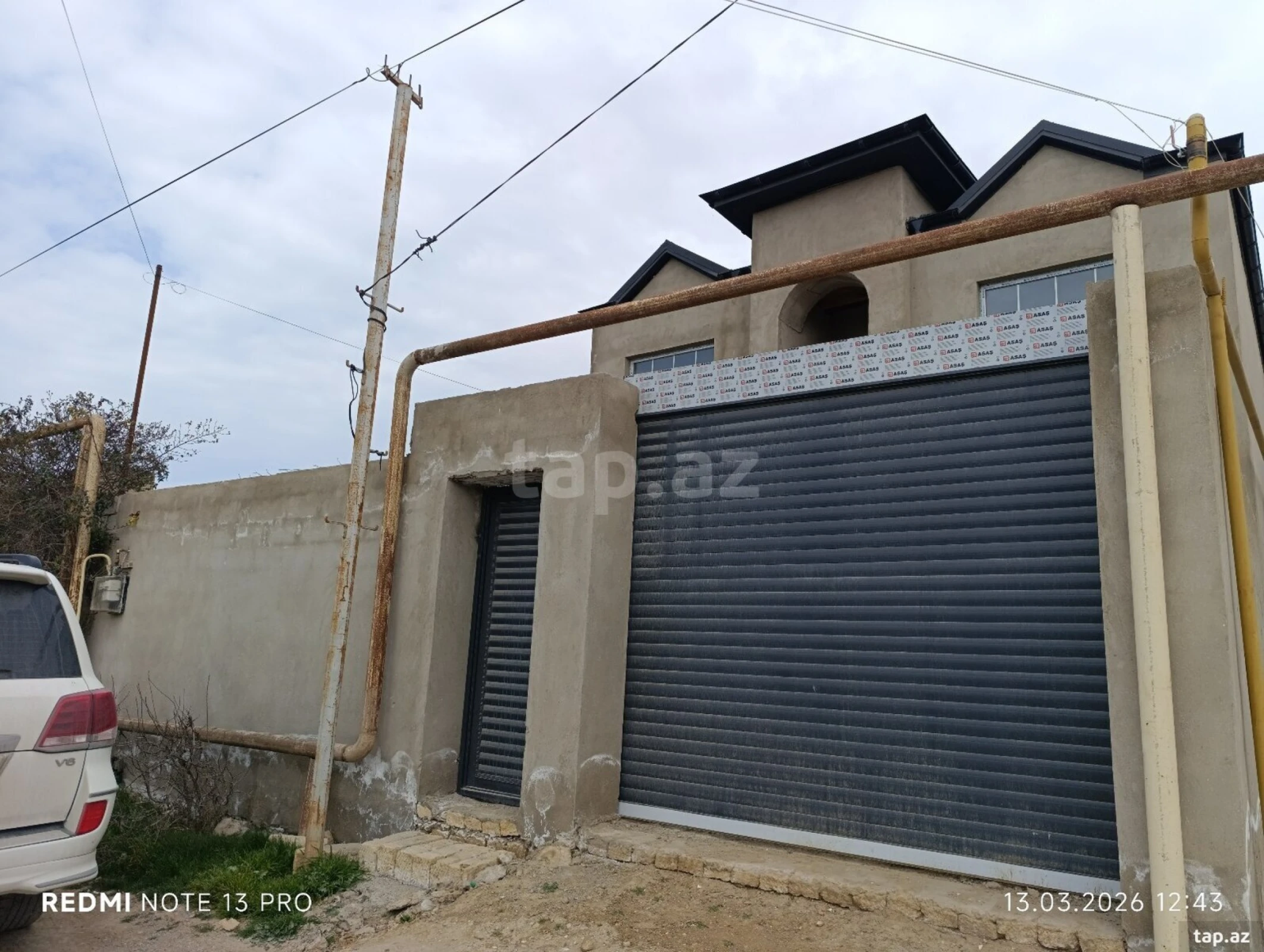 Satılır 5 otaqlı həyət evi 220 m²