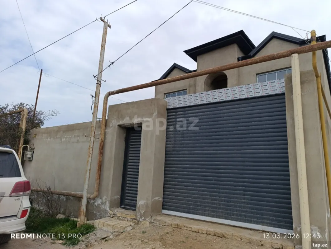 Satılır 5 otaqlı həyət evi 220 m²