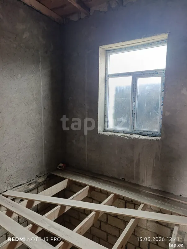 Satılır 5 otaqlı həyət evi 220 m²