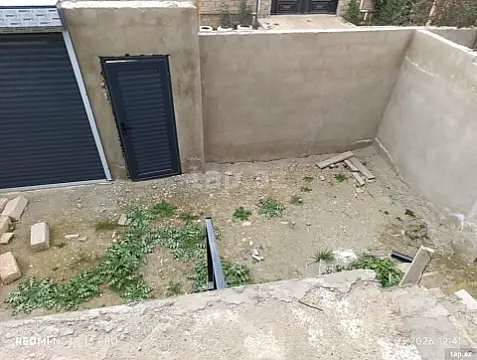 Satılır 5 otaqlı həyət evi 220 m²