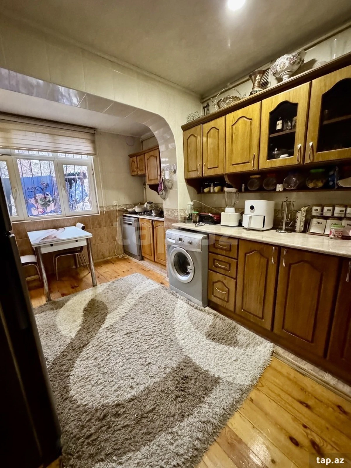 Satılır 4 otaqlı mənzil 110 m²