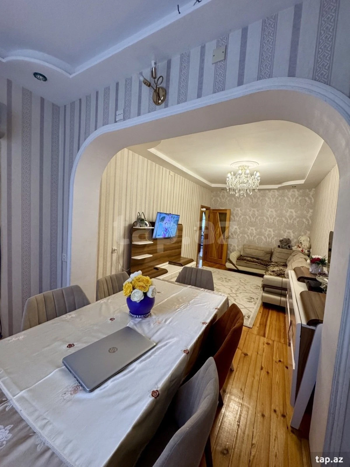 Satılır 4 otaqlı mənzil 110 m²