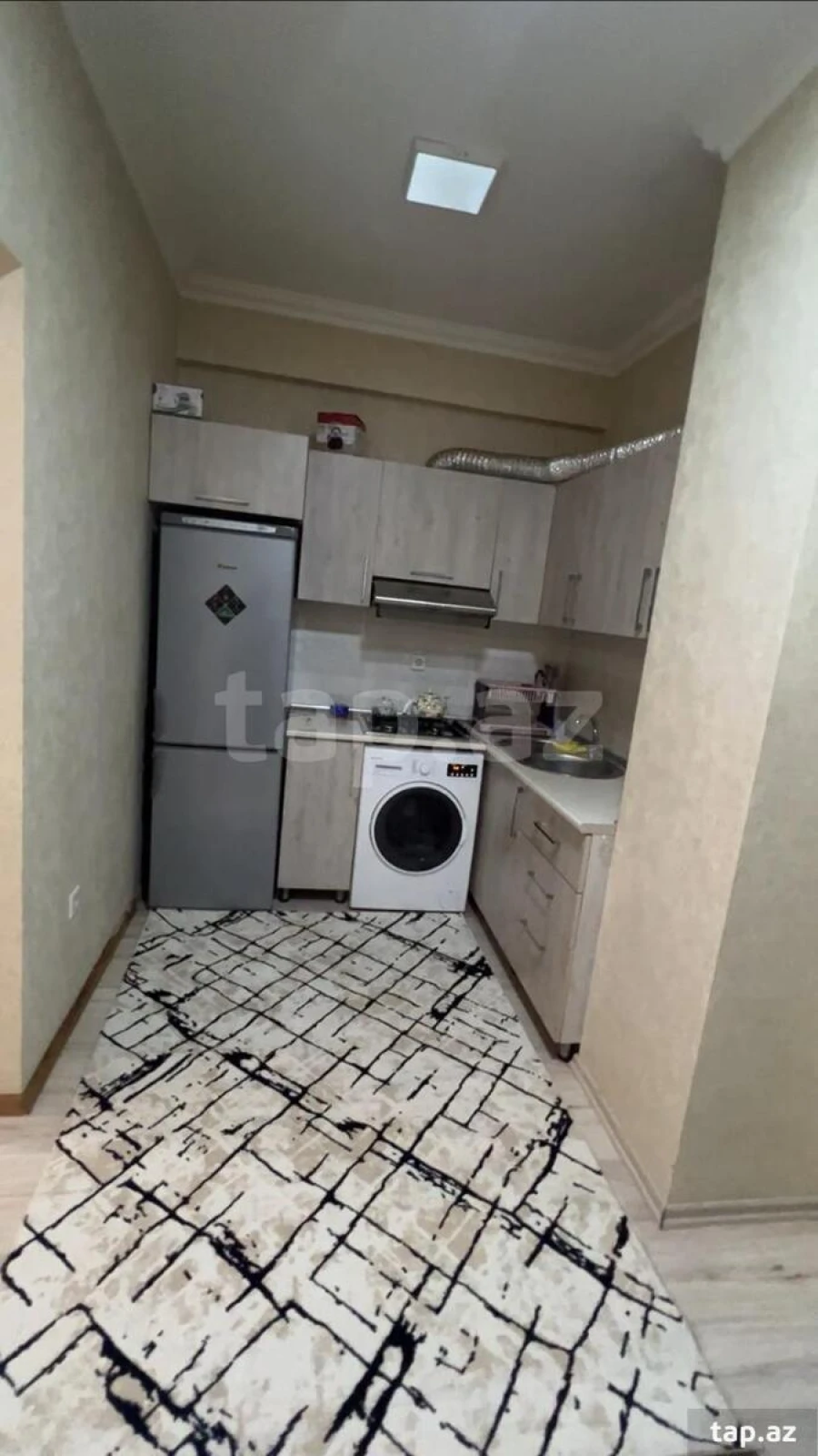 Kirayə verilir 2 otaqlı yeni tikili 60 m²