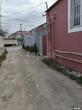 Satılır 4 otaqlı həyət evi 100 m²