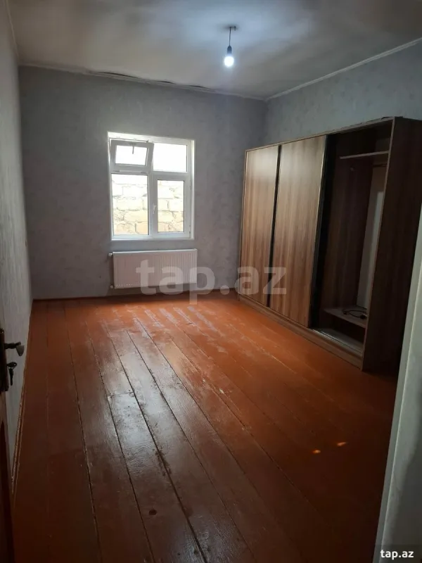 Satılır 4 otaqlı həyət evi 100 m²