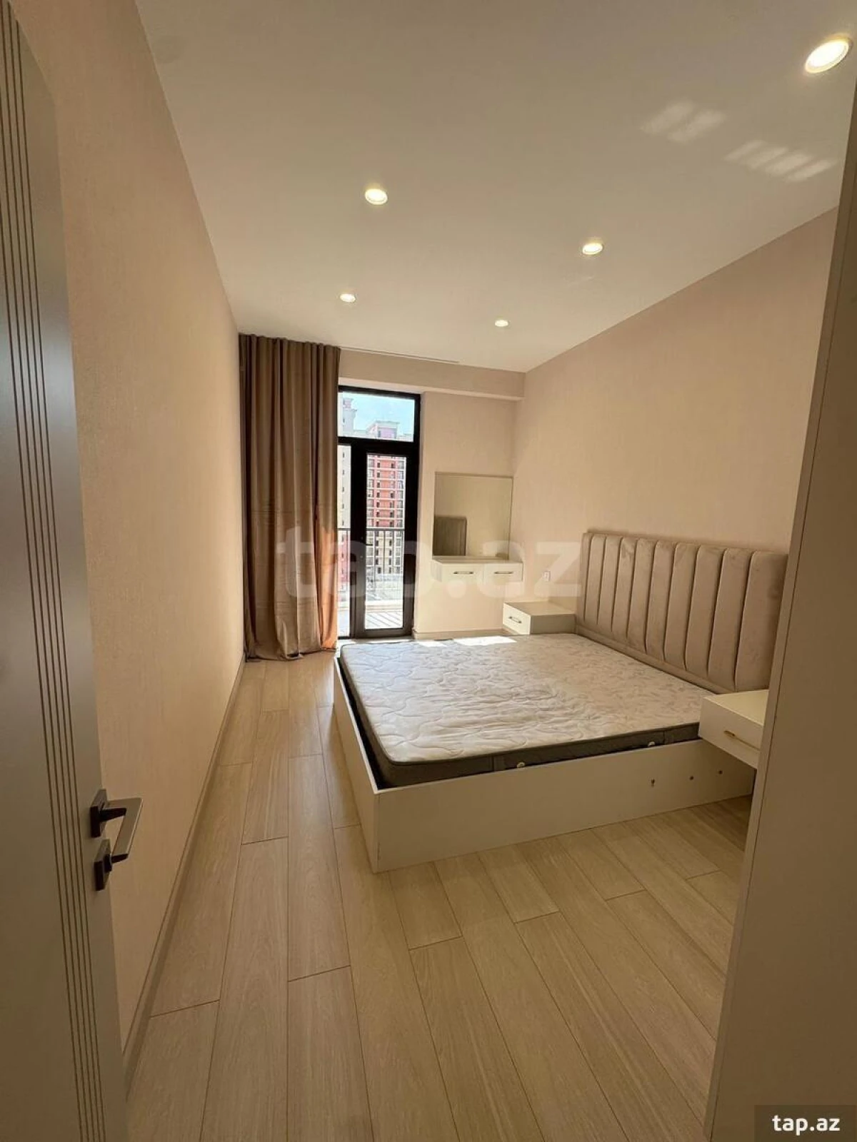 Kirayə verilir 2 otaqlı yeni tikili 50 m²