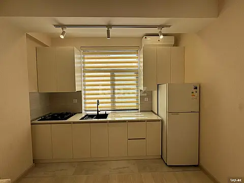 Kirayə verilir 2 otaqlı yeni tikili 50 m²