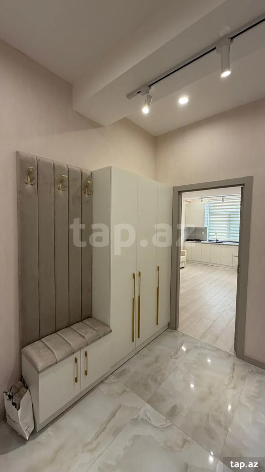 Kirayə verilir 2 otaqlı yeni tikili 50 m²