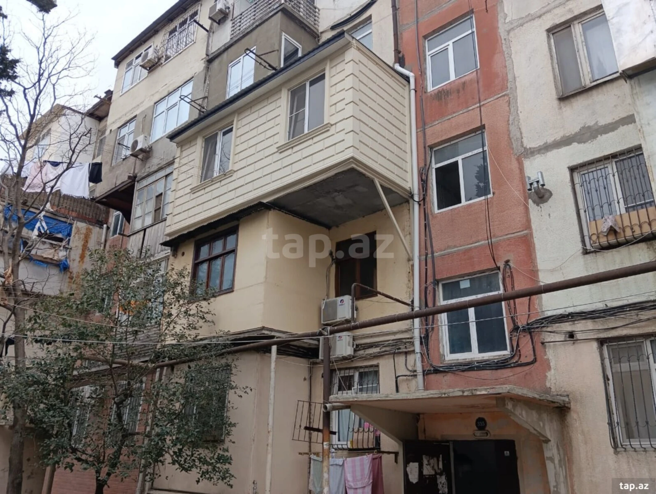 Satılır 3 otaqlı mənzil 55 m²