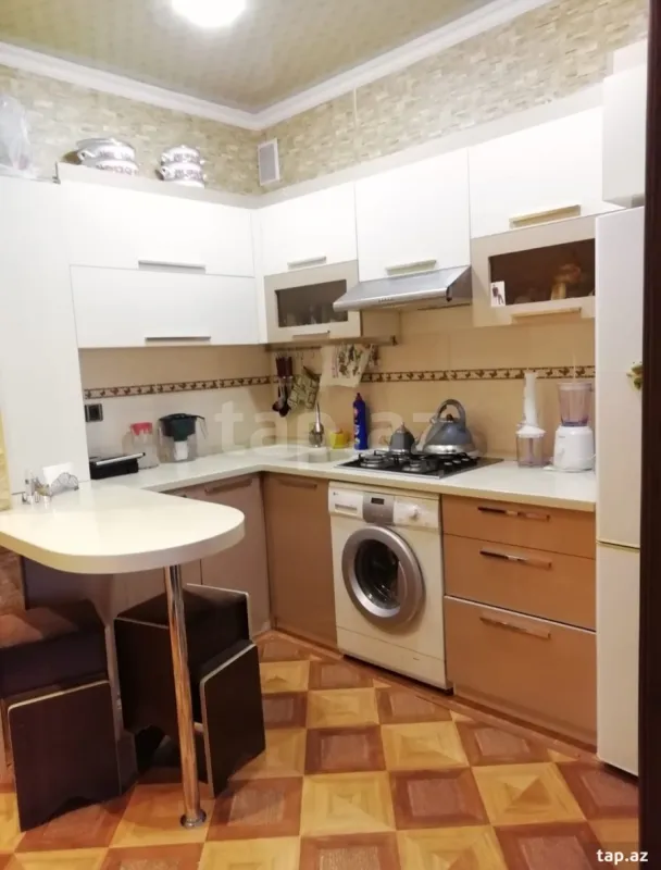 Kirayə verilir 2 otaqlı yeni tikili 65 m²