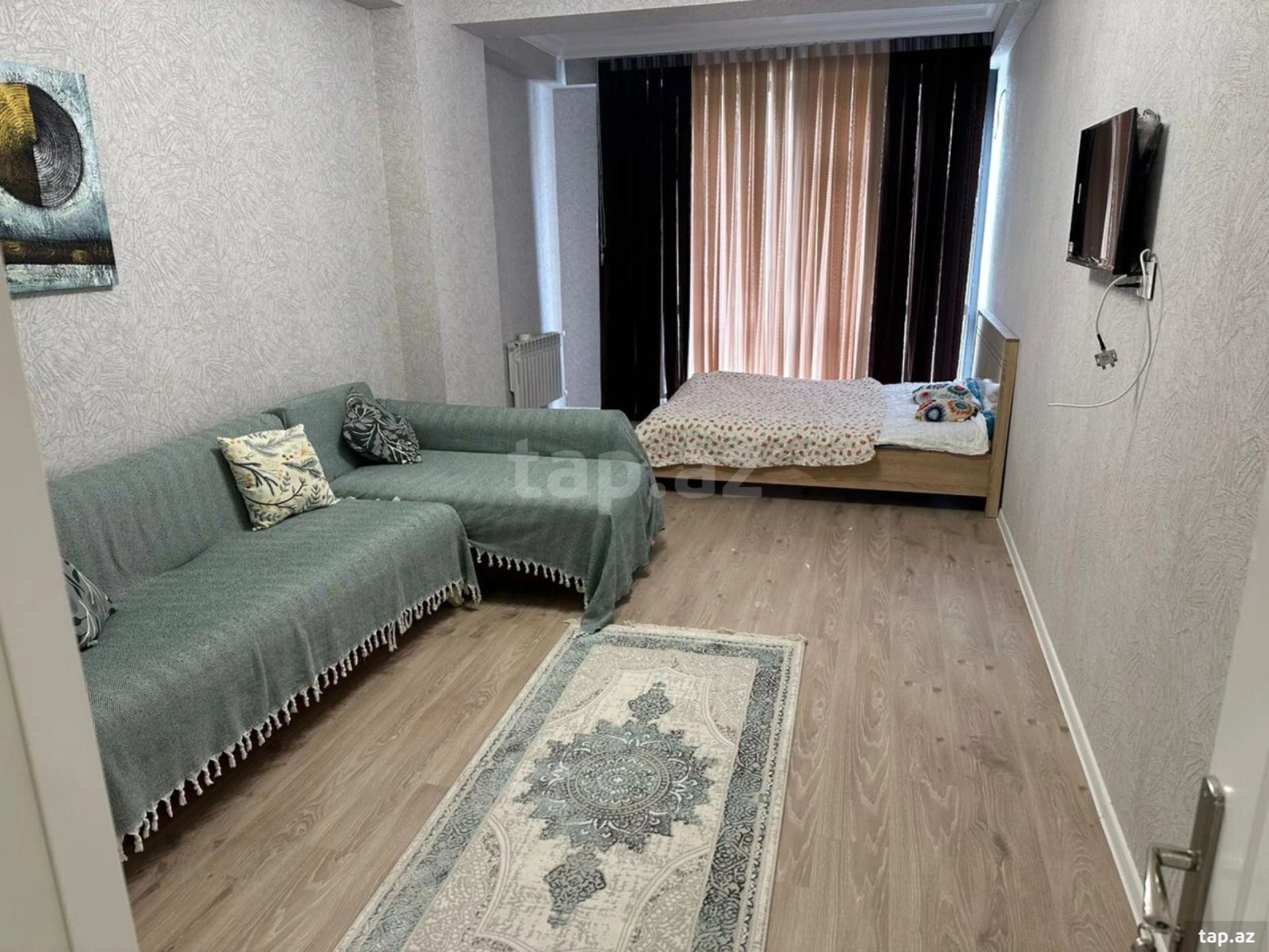 Kirayə verilir 3 otaqlı yeni tikili 100 m²