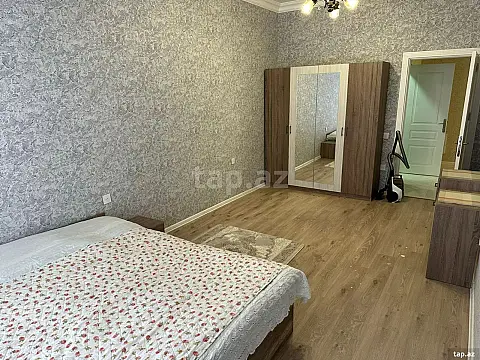 Kirayə verilir 3 otaqlı yeni tikili 100 m²