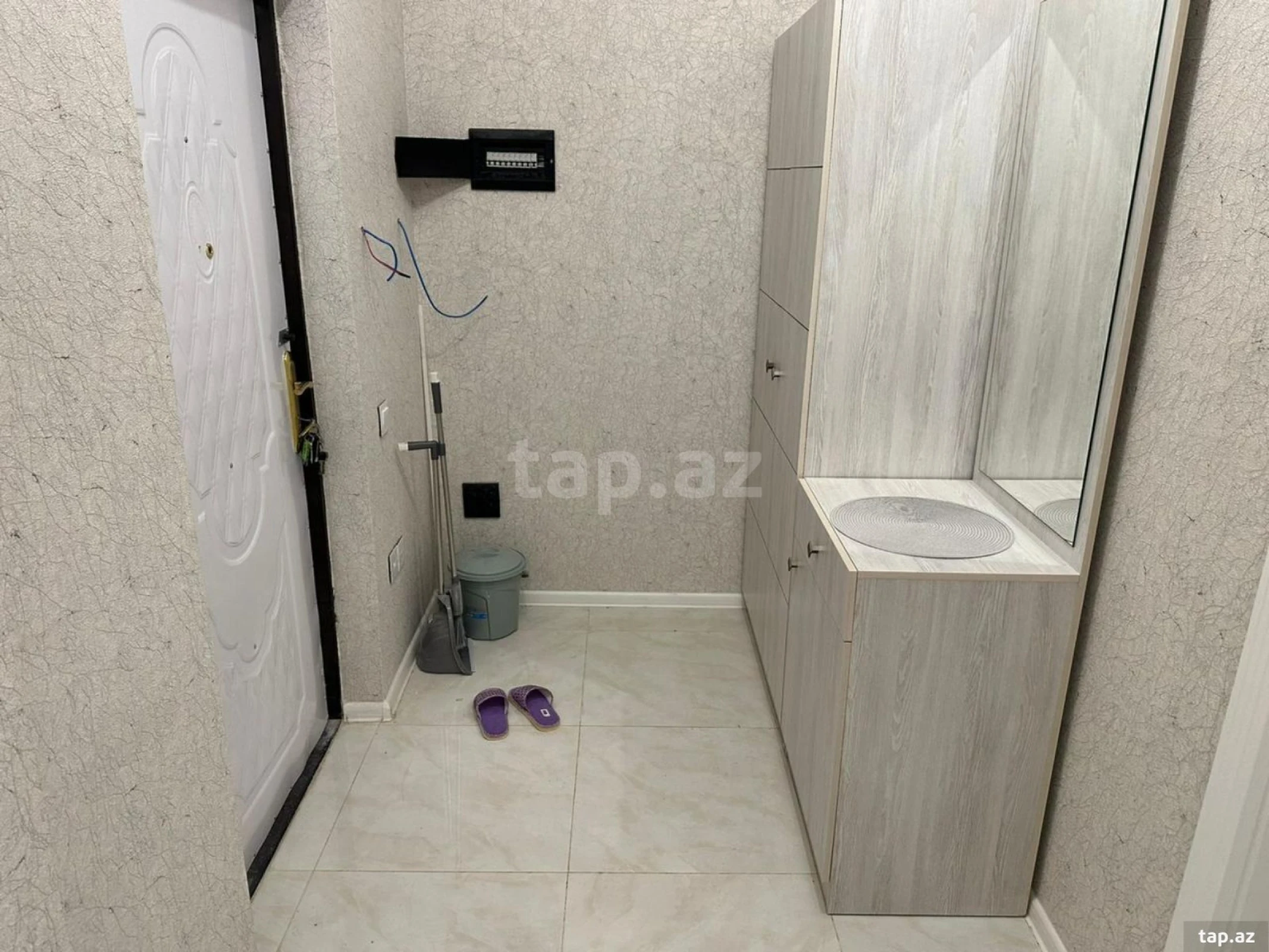 Kirayə verilir 3 otaqlı yeni tikili 100 m²