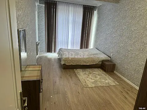 Kirayə verilir 3 otaqlı yeni tikili 100 m²