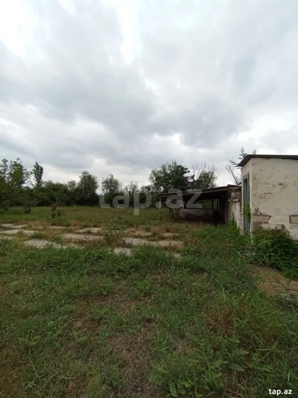 Satılır 4 otaqlı həyət evi