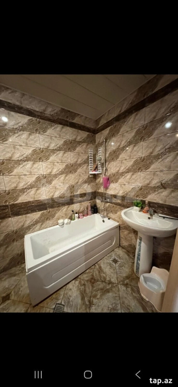 Satılır 3 otaqlı mənzil 94 m²