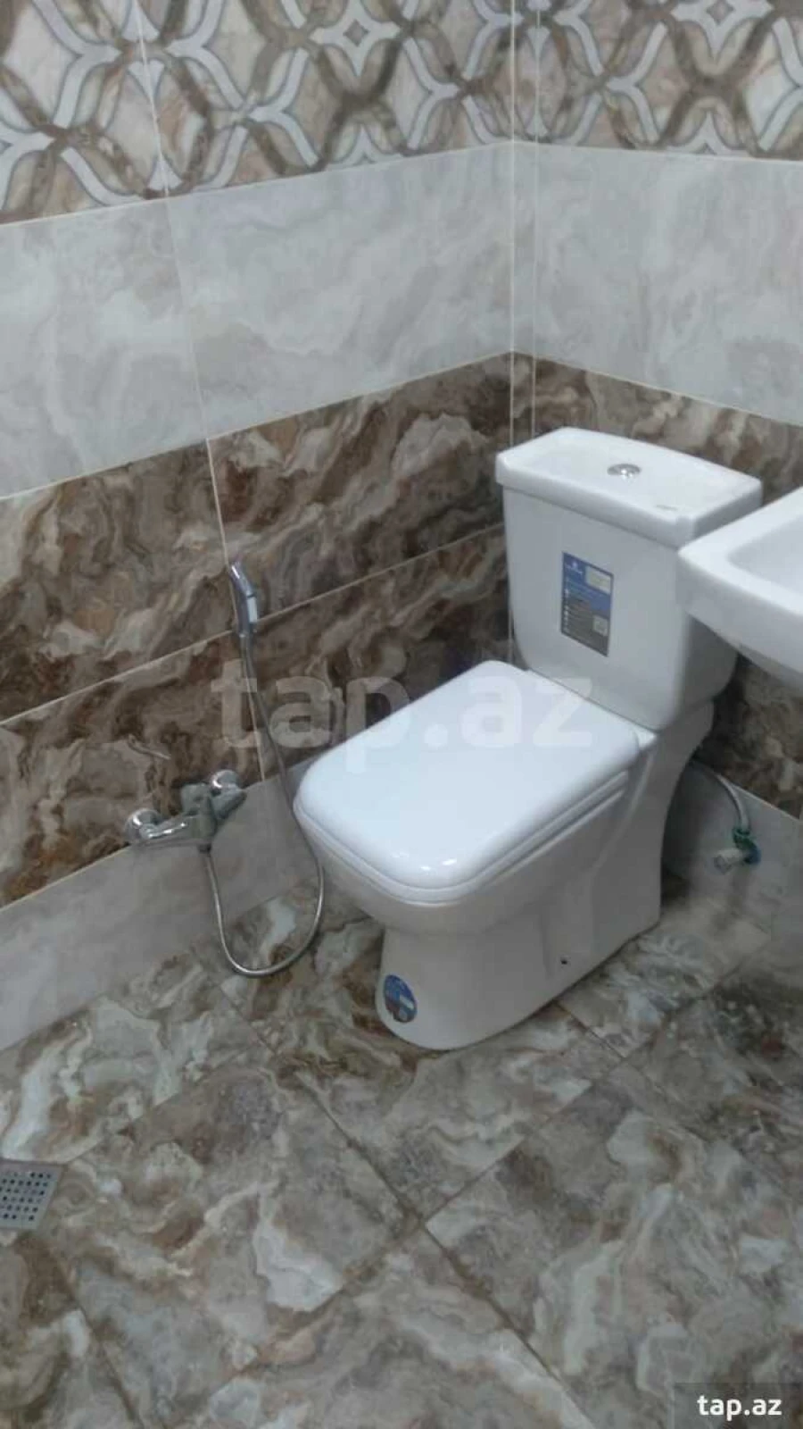Kirayə verilir 2 otaqlı yeni tikili 60 m²