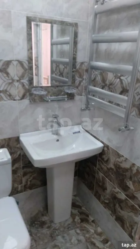 Kirayə verilir 2 otaqlı yeni tikili 60 m²
