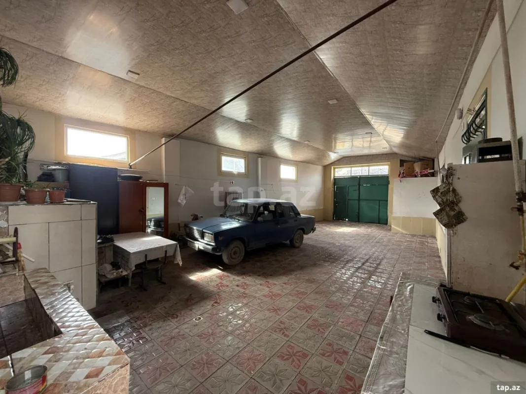 Satılır 4 otaqlı həyət evi