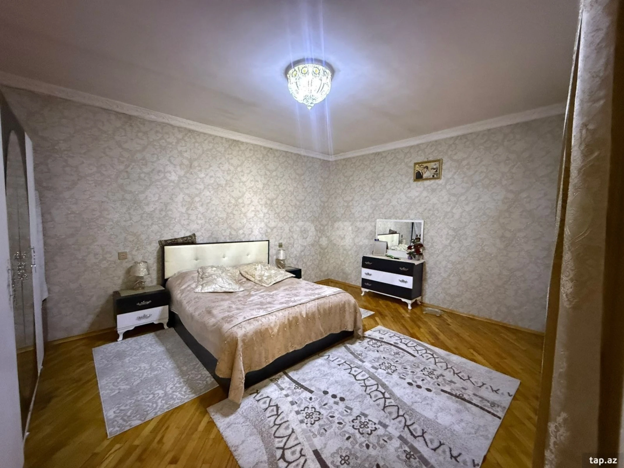 Satılır 4 otaqlı həyət evi