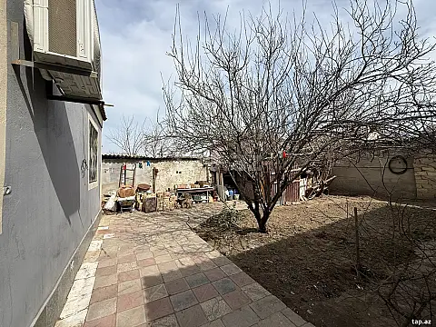 Satılır 4 otaqlı həyət evi
