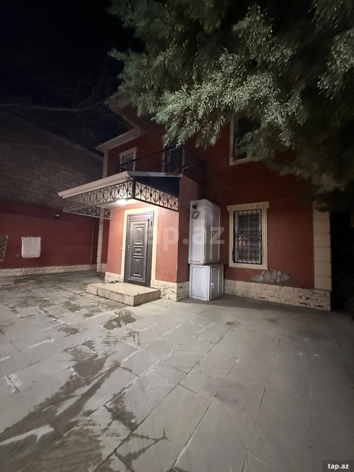 Kirayə verilir 4 otaqlı həyət evi