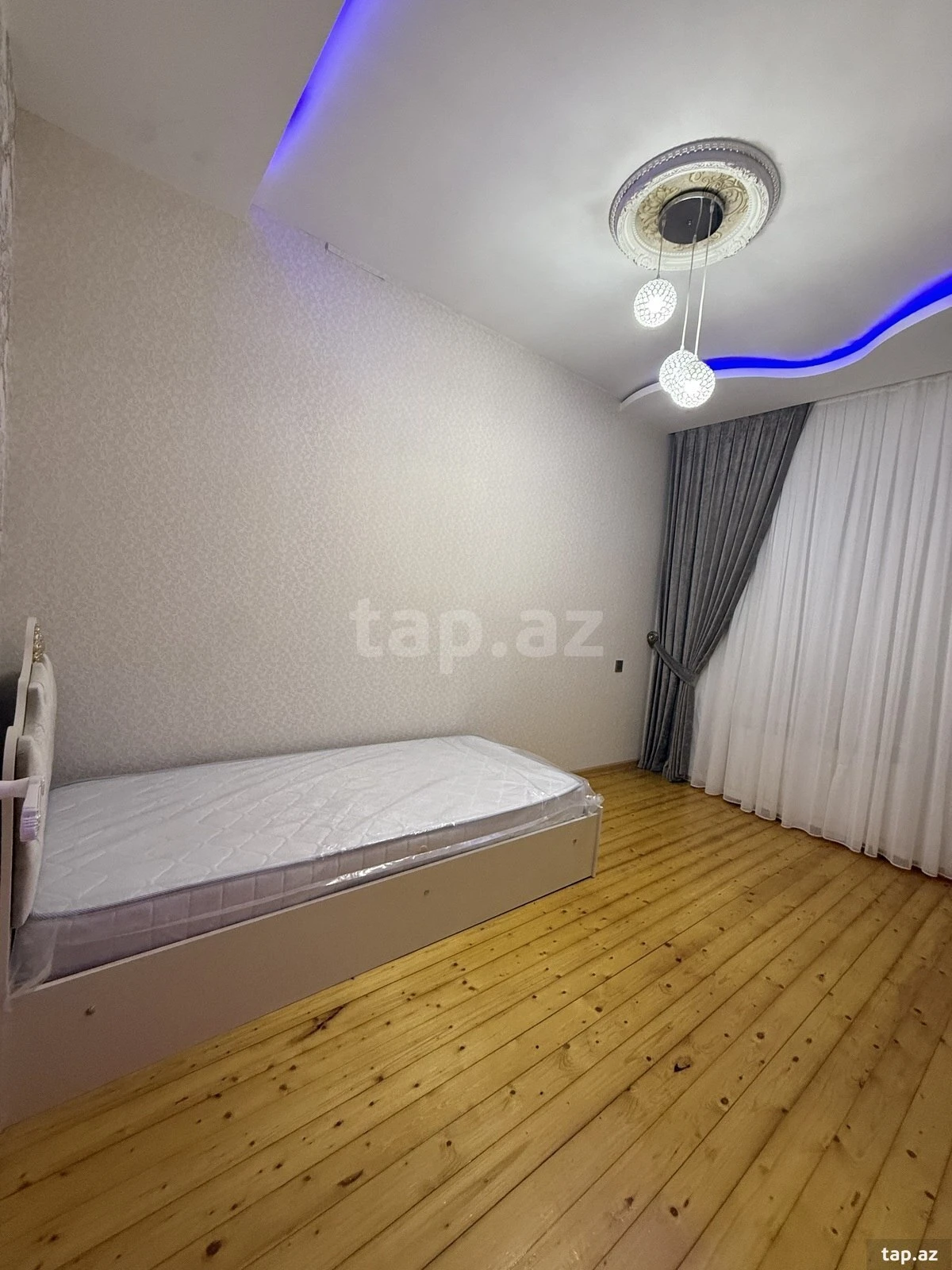 Kirayə verilir 4 otaqlı həyət evi