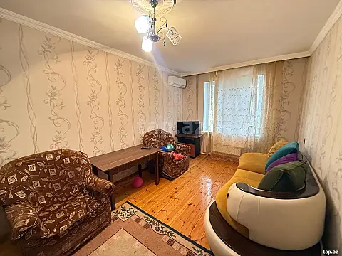 Kirayə verilir 2 otaqlı mənzil 70 m²